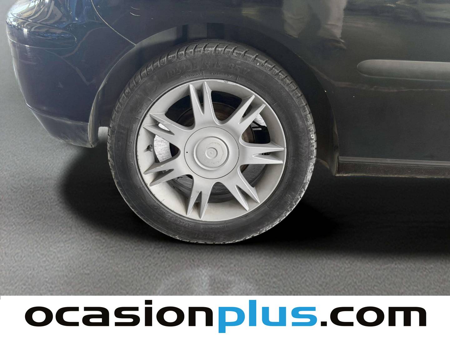 Equipamiento del Seat Ibiza Seat Ibiza 1.4 16v Stella (75 CV)