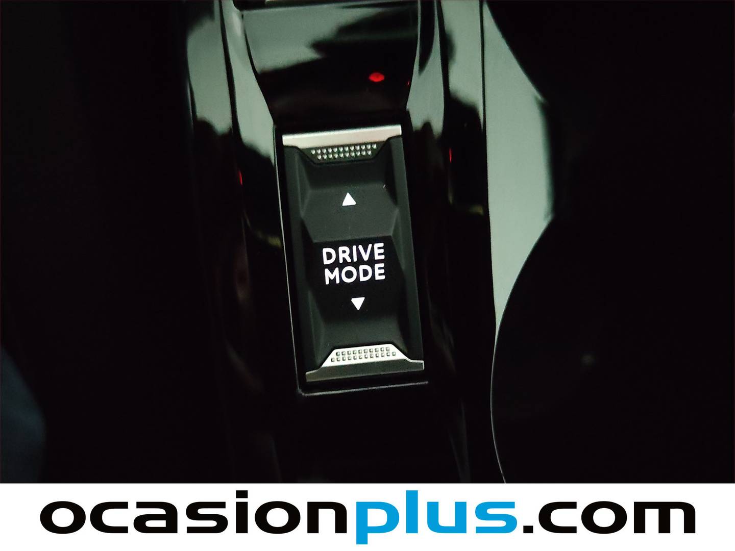 Peugeot 2008 Peugeot 2008 Allure Hybrid eDCS6 (145 CV) automático