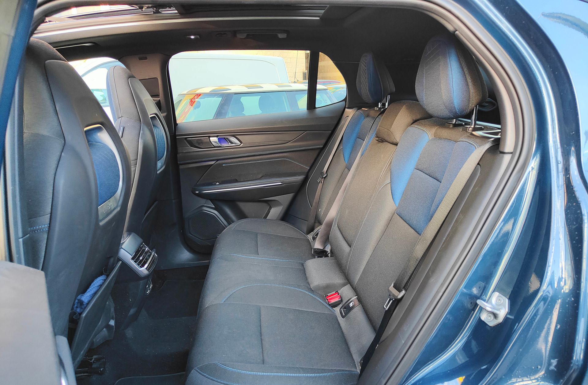 Lynk & Co 01 1.5 PHEV - foto 12