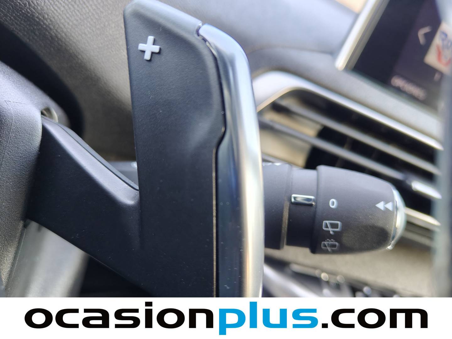 Foto Peugeot 3008 Peugeot 3008 BlueHDI 130 S&S GT Line EAT8 (130 CV)