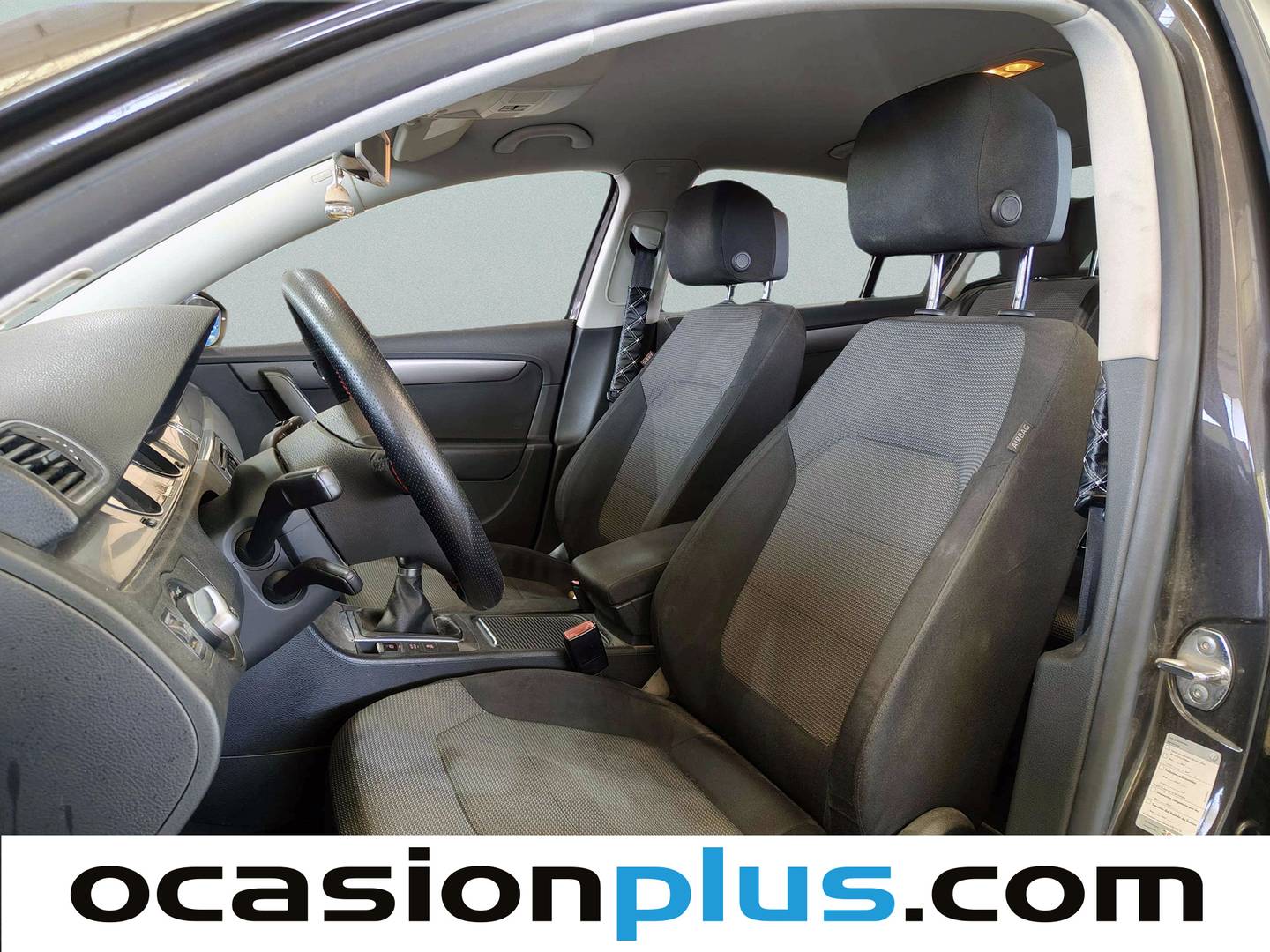 Foto asientos delanteros Volkswagen Passat Volkswagen Passat Advance 1.6 TDI BMT (105 CV)