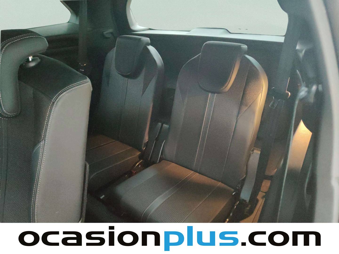 Foto Peugeot 5008 Peugeot 5008 BlueHDI 130 S&S GT EAT8 (130 CV)