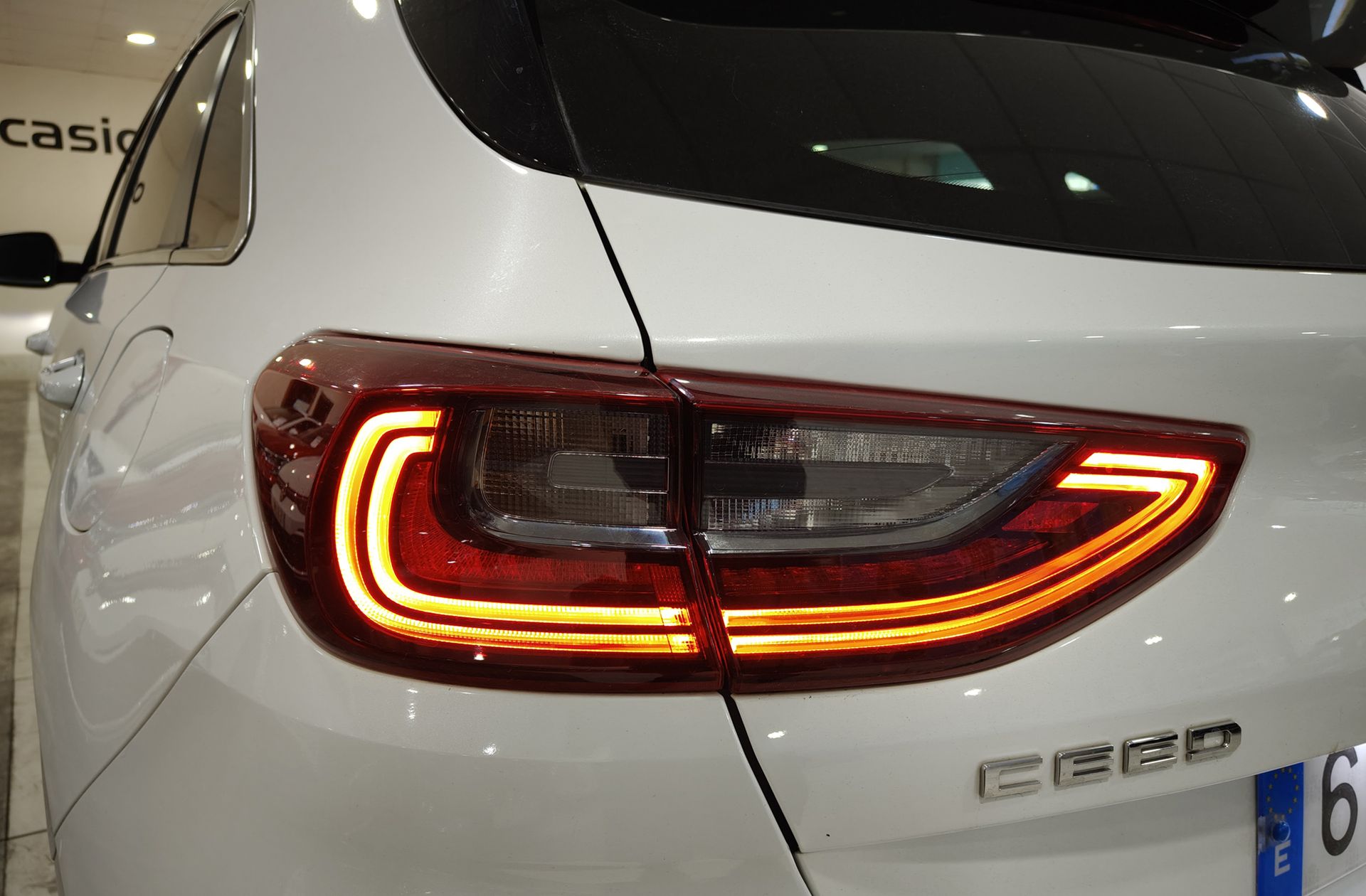 Kia Ceed 1.4 T-GDi GT Line - foto 21