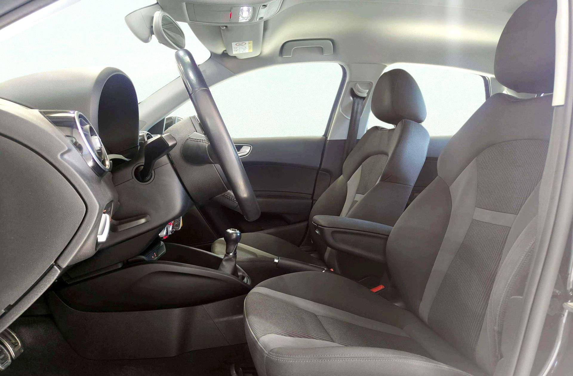 Audi A1 Sportback design 1.4 TDI - foto 9