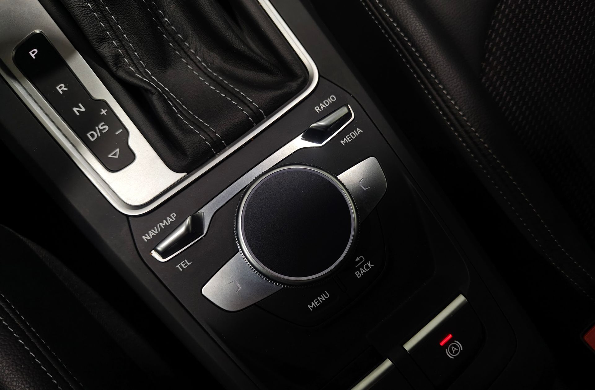 Audi Q2 Black line 35 TFSI S tronic - foto 45