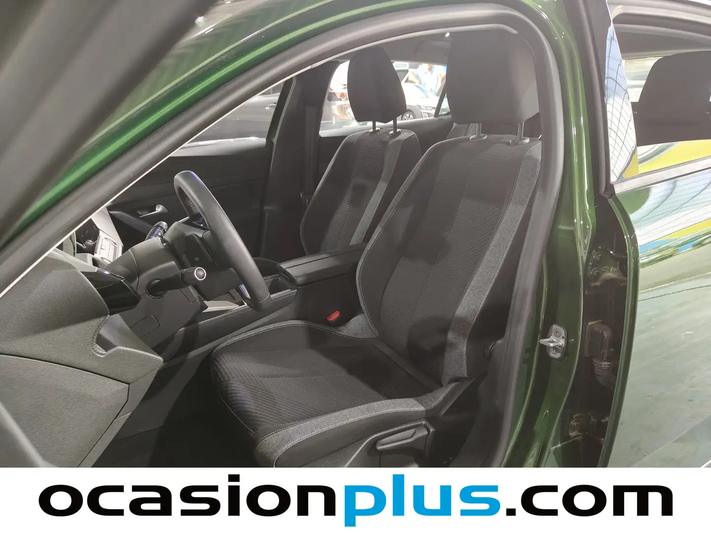 Foto Peugeot 308 Peugeot 308 PureTech 130 S&S Active Pack EAT8 (130 CV)