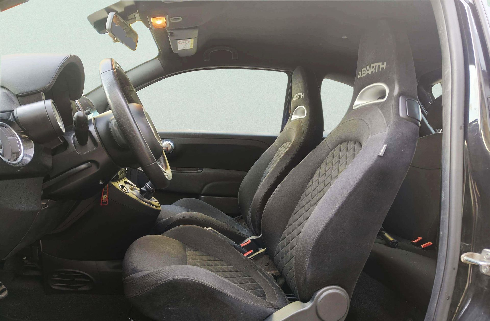 Abarth 500 1.4 16v T-Jet 595 - foto 9