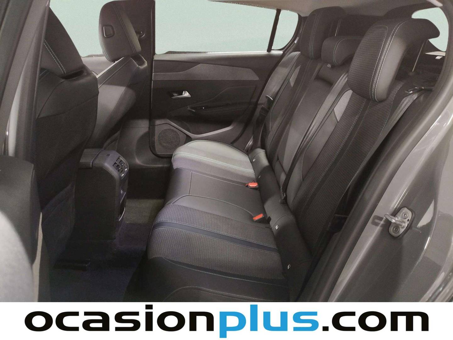 Foto asientos traseros Peugeot 308 Peugeot 308 BlueHDi 130 S&S Allure EAT8 (130 CV)