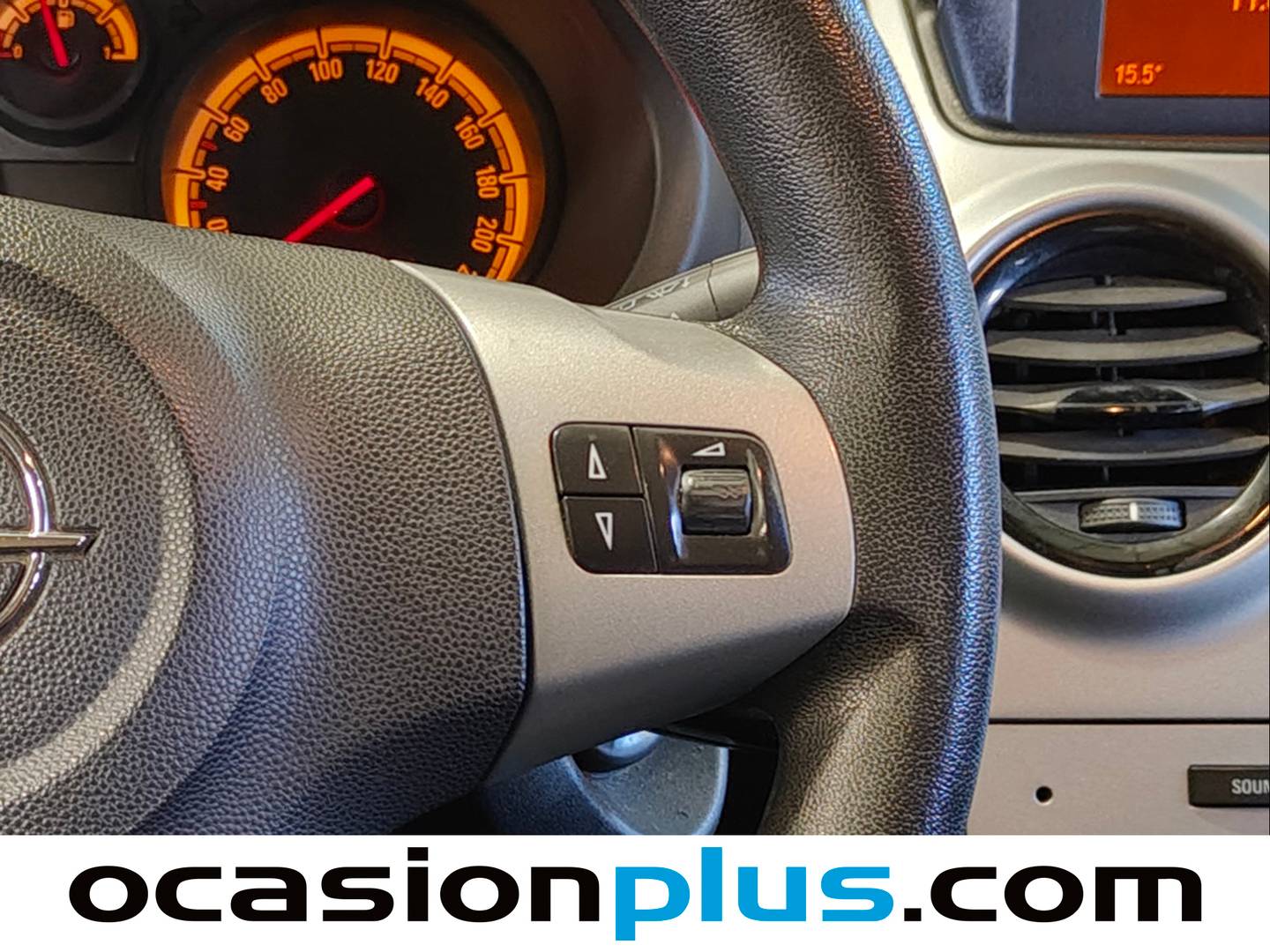 Equipamiento del Opel Corsa Opel Corsa 1.3 ecoFlex Expression (75 CV)