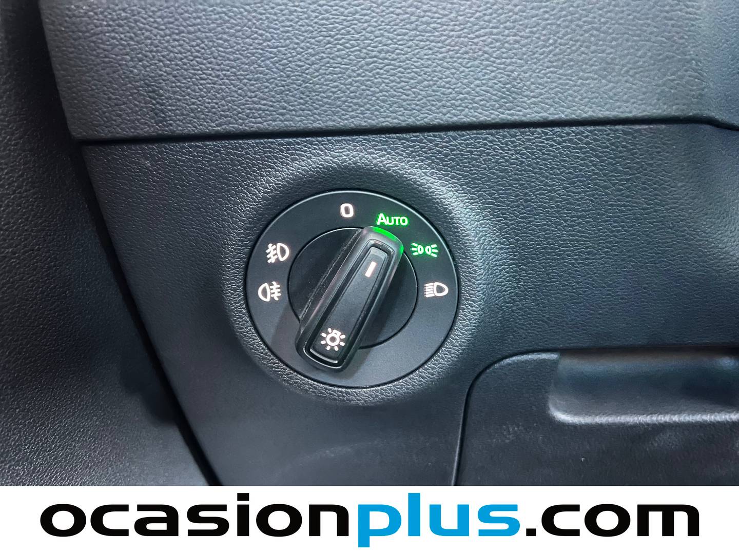 Foto Skoda Karoq Skoda Karoq 2.0 TDI Selection (115 CV)