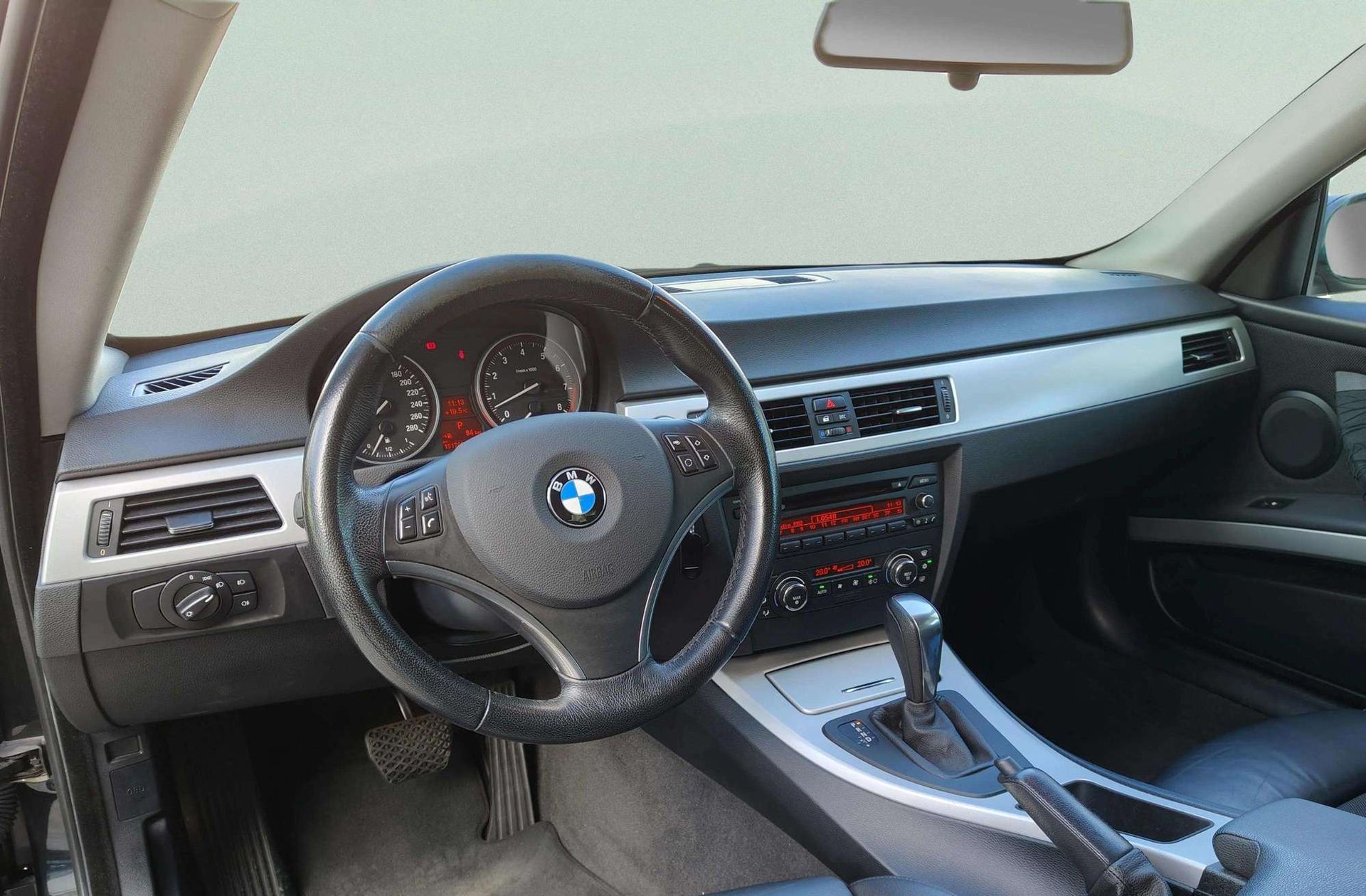 BMW Serie 3 325i Coupe - foto 6