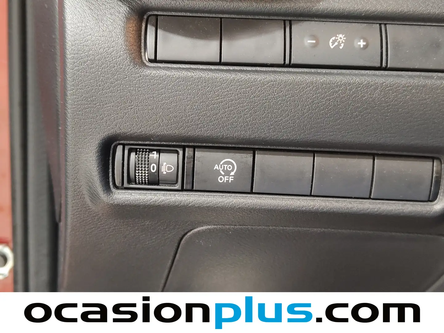 Foto Nissan JUKE Nissan Juke DIG-T N-Connecta 4x2 DCT (114 CV)