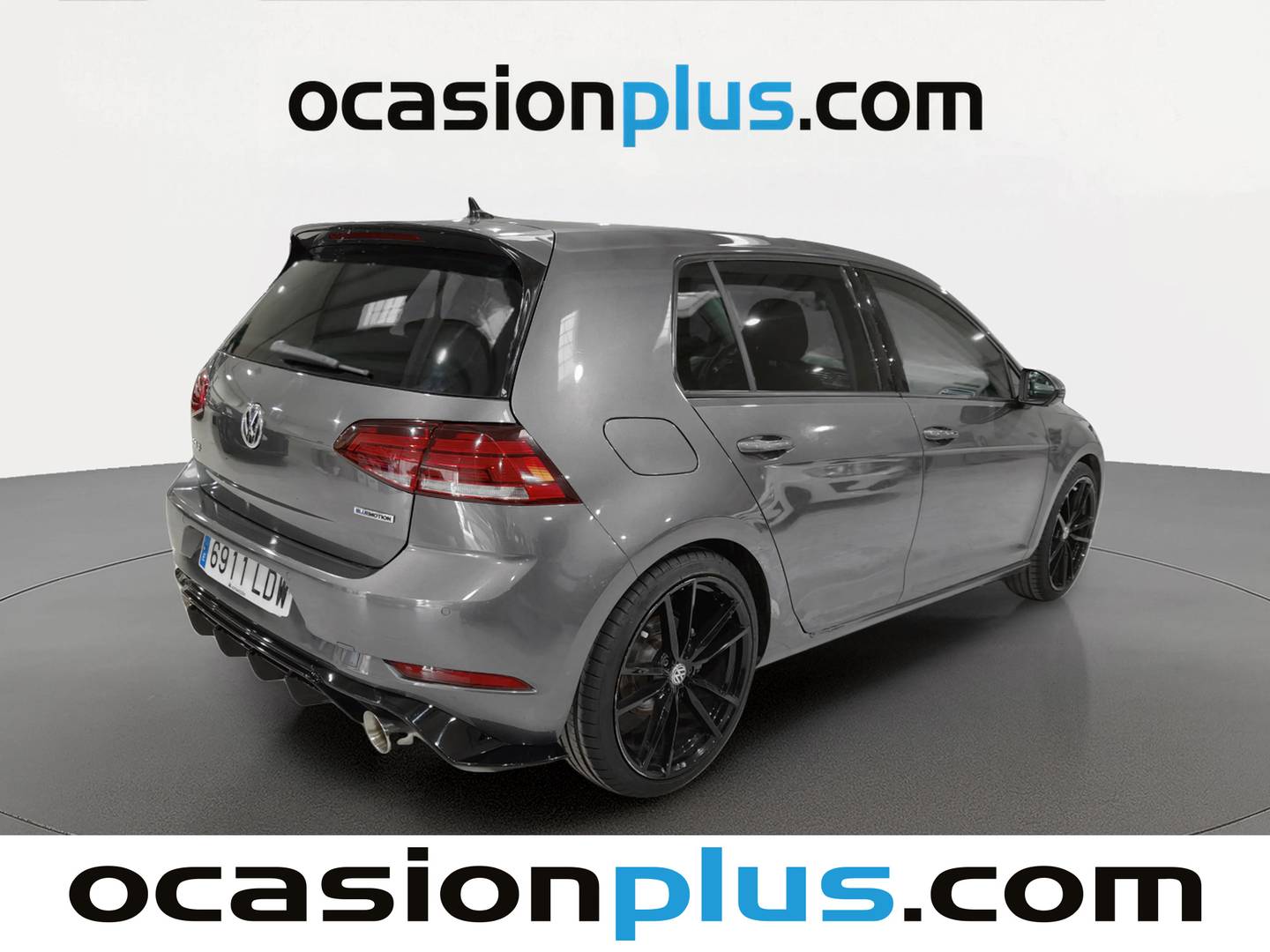 Foto trasera Volkswagen Golf Volkswagen Golf Advance 1.5 TSI Evo BM (130 CV) derecha