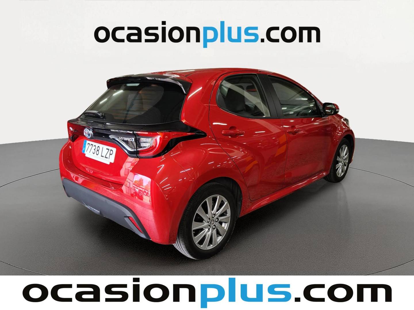 Foto trasera Toyota Yaris Toyota Yaris 120H Active Tech (116 CV) derecha