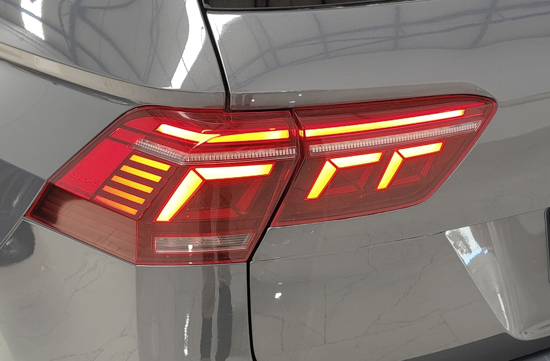 Volkswagen Tiguan R-Line 1.5 TSI DSG - foto 18