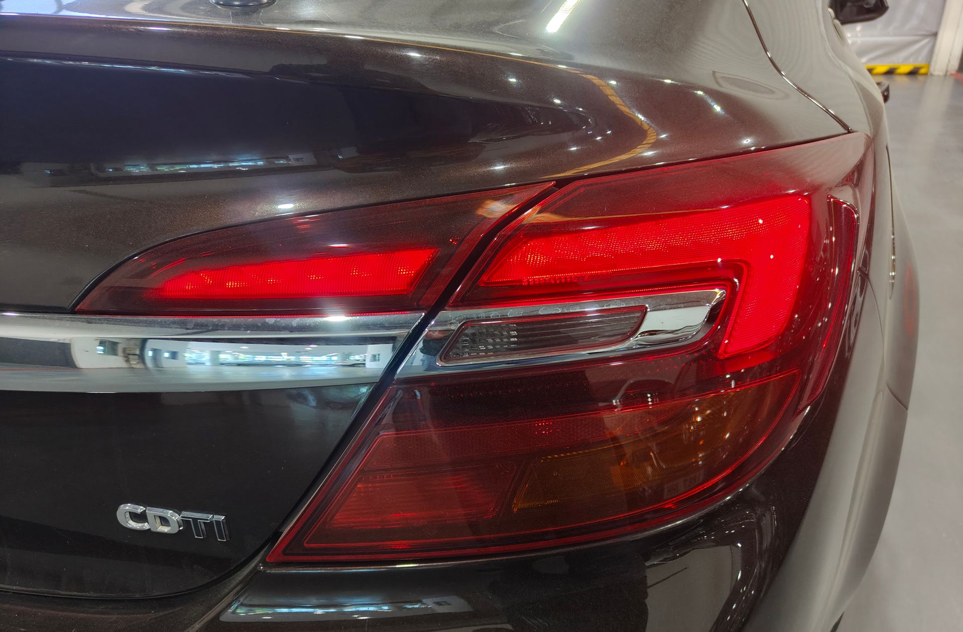 Opel Insignia 2.0 CDTI Excellence - foto 17