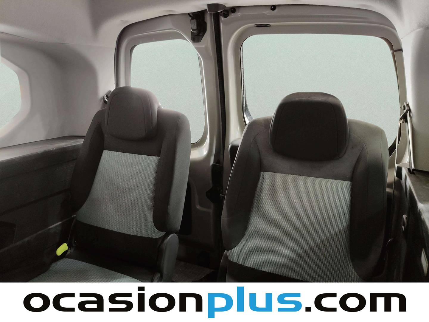 Foto asientos delanteros Citroën Berlingo Citroën Berlingo Combi BlueHDi 130 S&S Talla XL Feel EAT8 (131 CV) 7 Plazas
