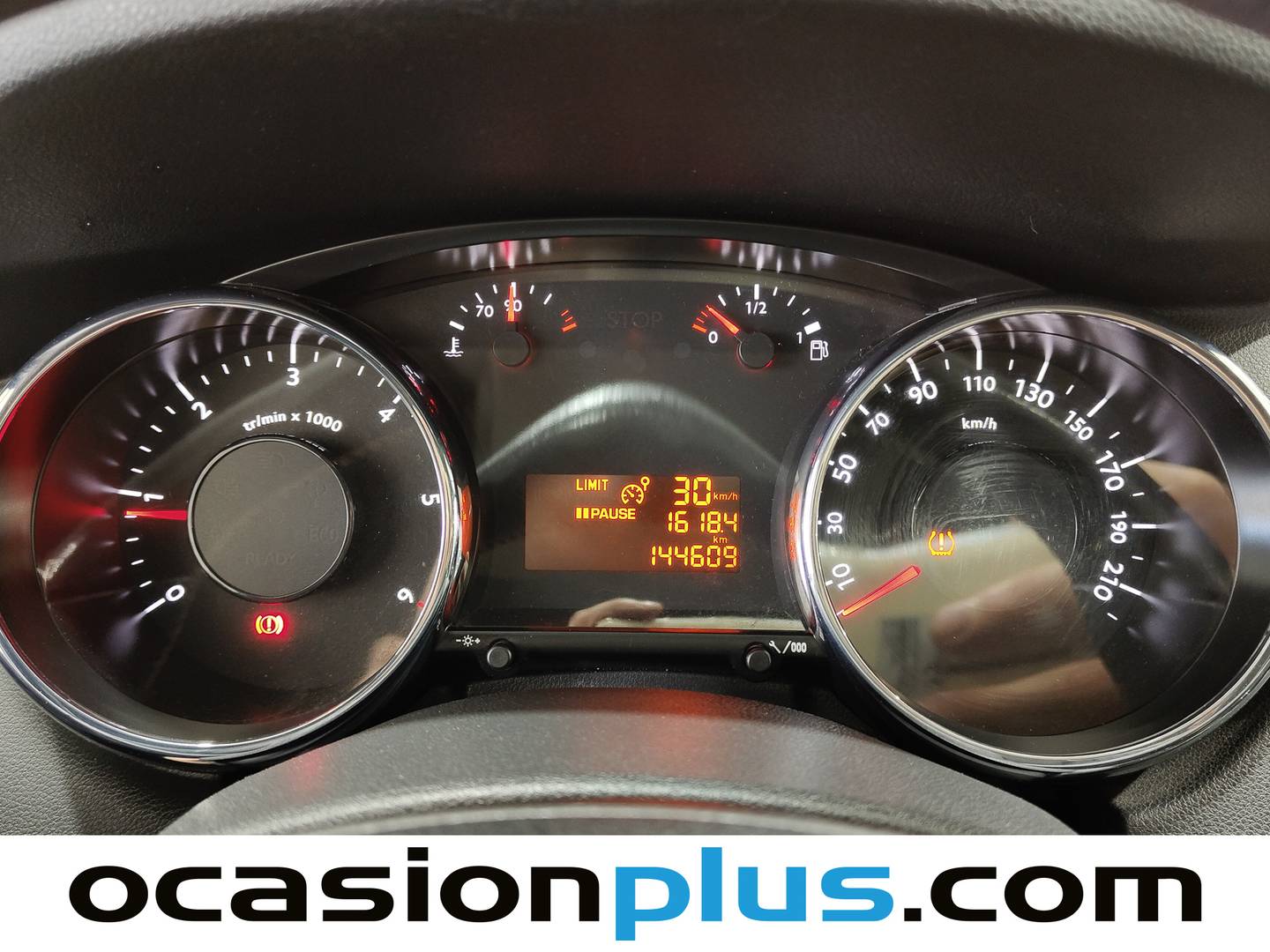 Peugeot 5008 Peugeot 5008 1.6 BlueHDi Style FAP (120 CV) 7 Plazas de segunda mano