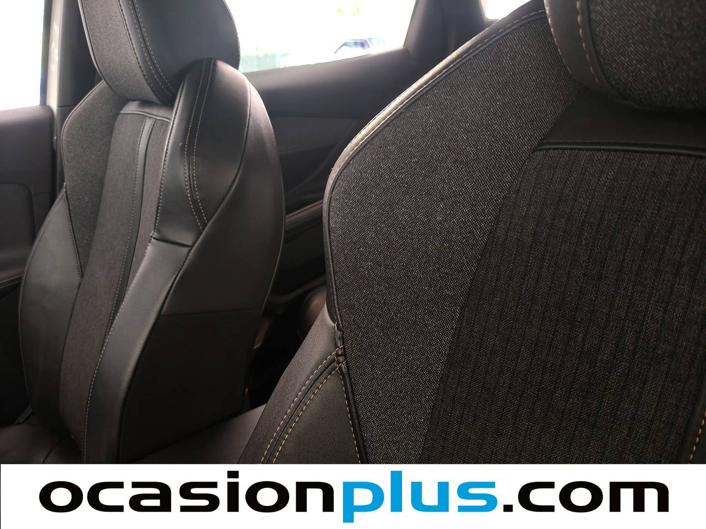 Extras y acabados del Peugeot 3008 Peugeot 3008 PureTech 130 S&S GT Line EAT8  (130 CV)