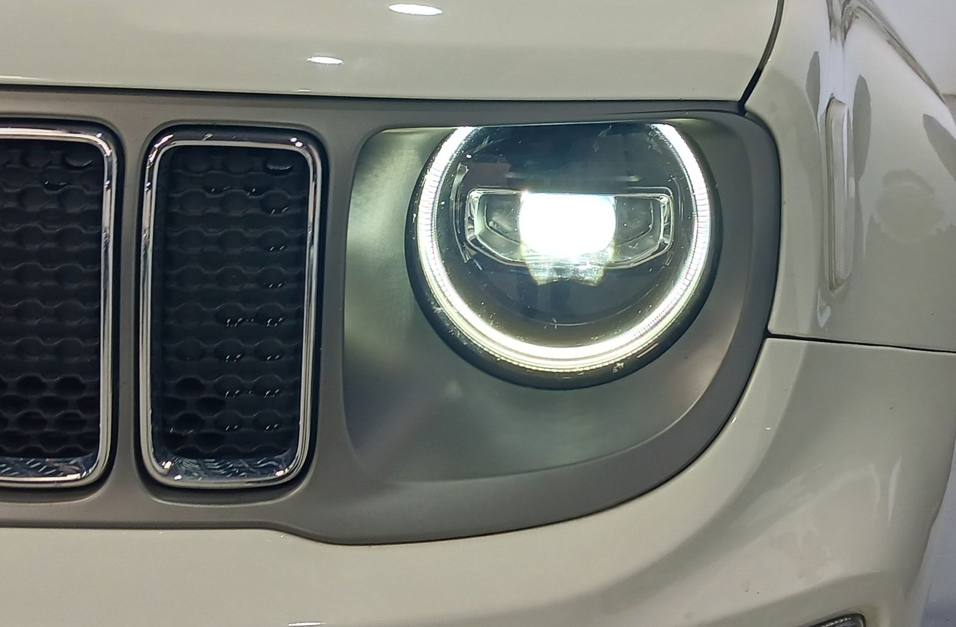 Jeep Renegade 1.6 MultiJet Limited 4x2 - foto 14