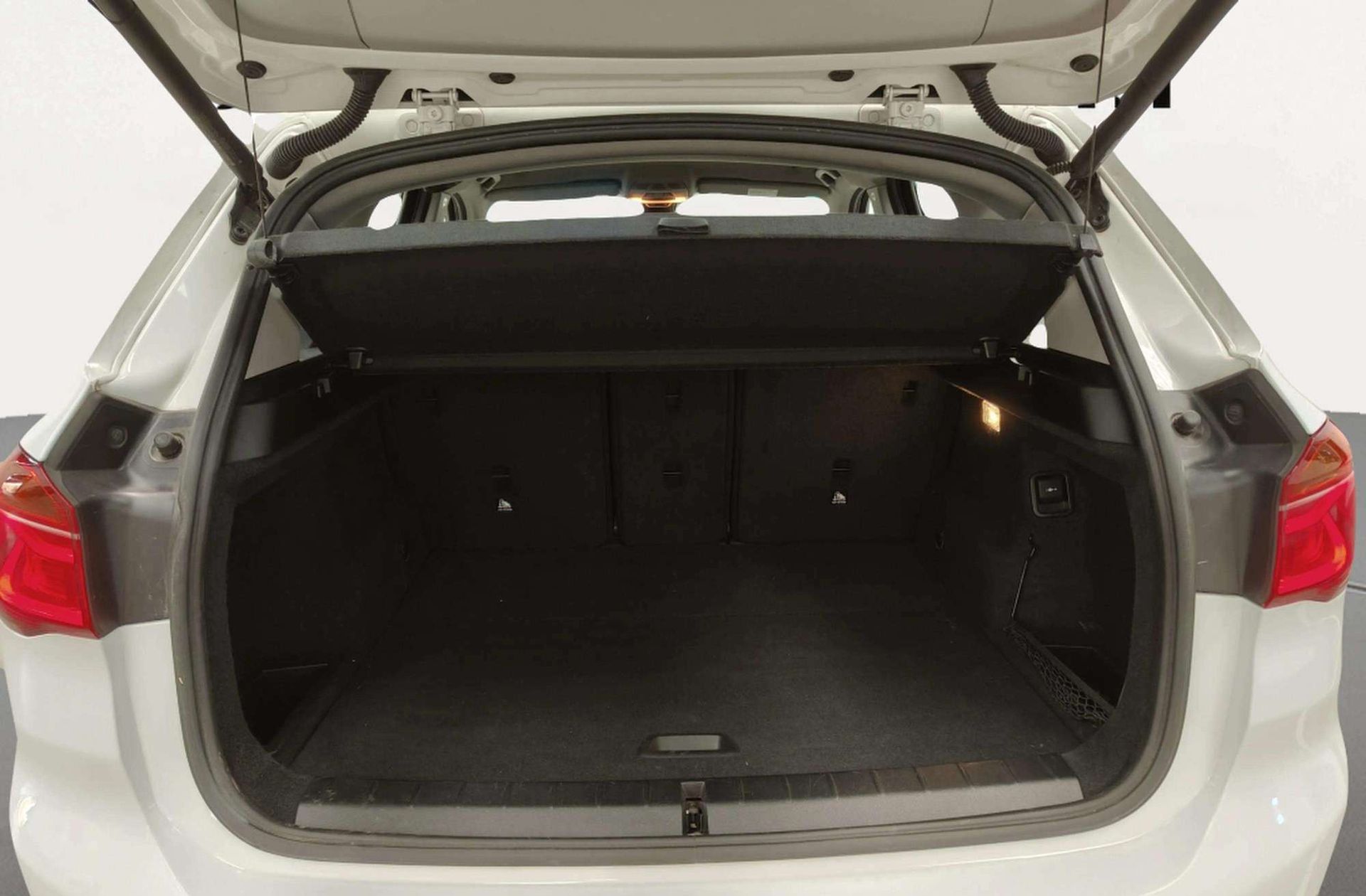 BMW X1 sDrive18d - foto 16