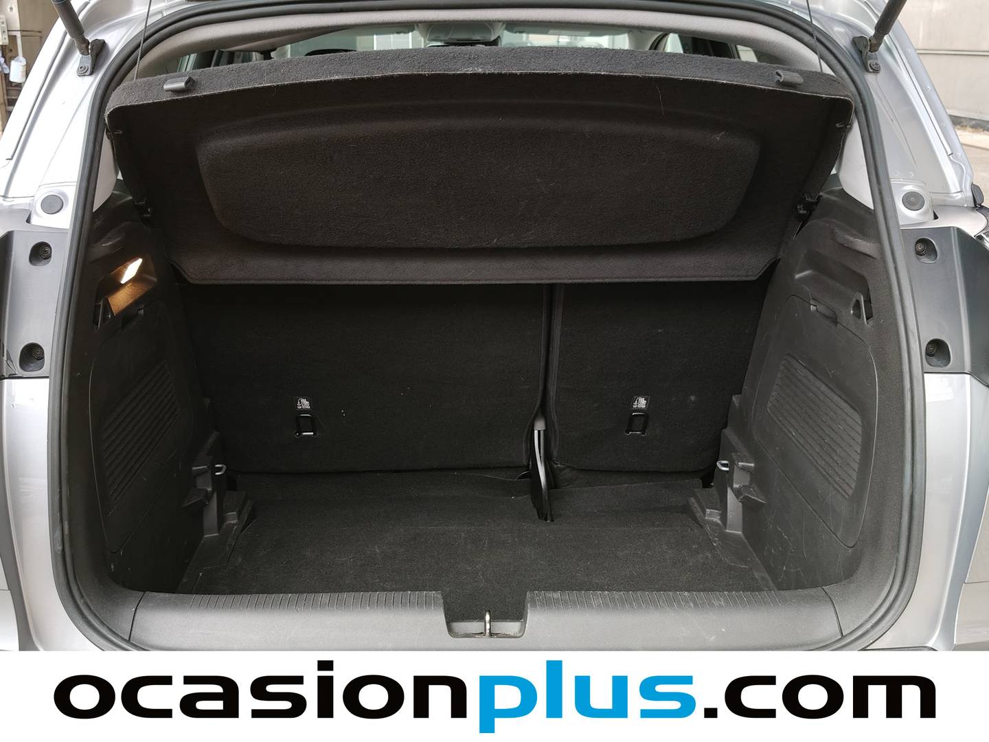 Fotos maletero Opel Crossland Opel Crossland 1.2 Edition (110 CV)