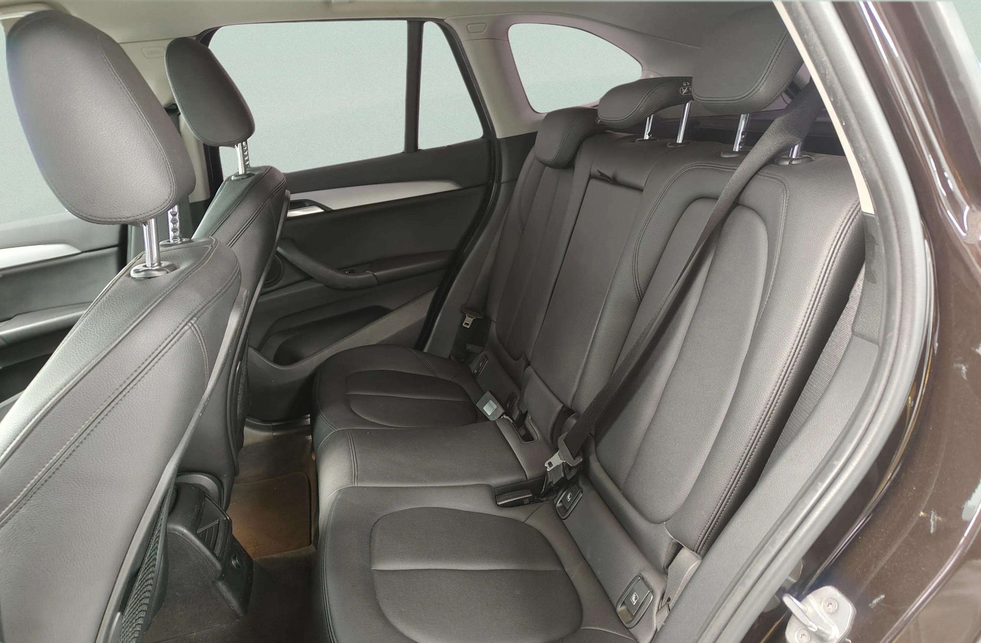 BMW X1 sDrive18d - foto 14