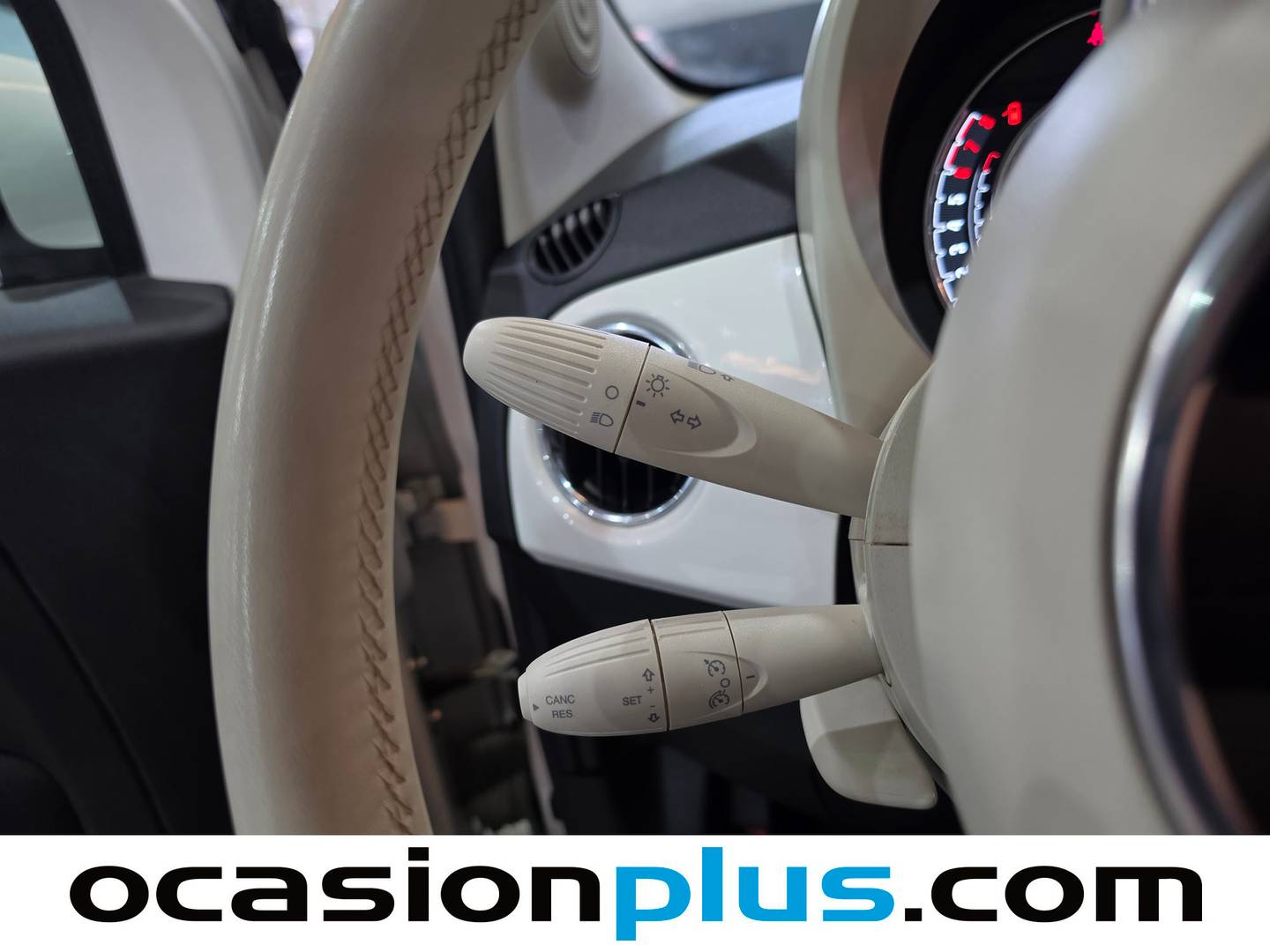 Equipamiento del Fiat 500 Fiat 500 1.0 Hybrid Dolcevita (70 CV)