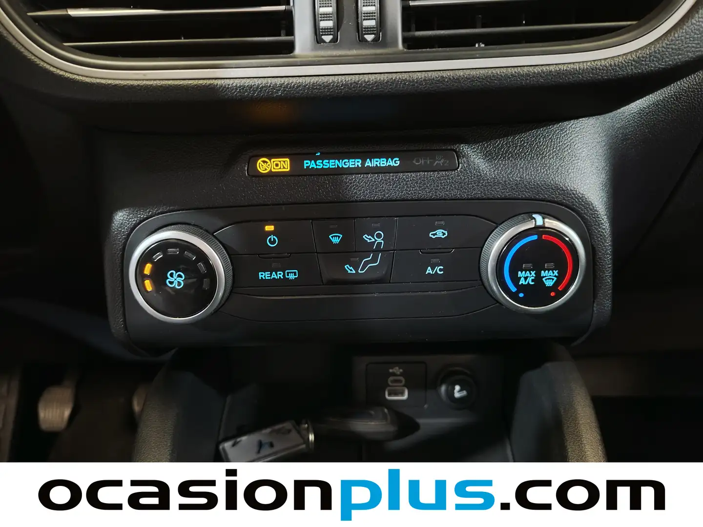 Foto Ford Kuga Ford Kuga 1.5 EcoBlue Trend (120 CV)