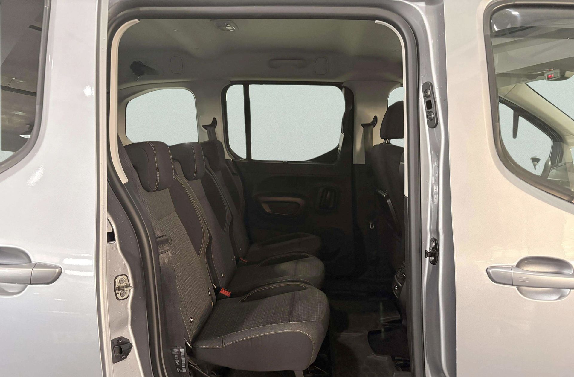 Peugeot Rifter BlueHDi 100 GT Line Standard - foto 16