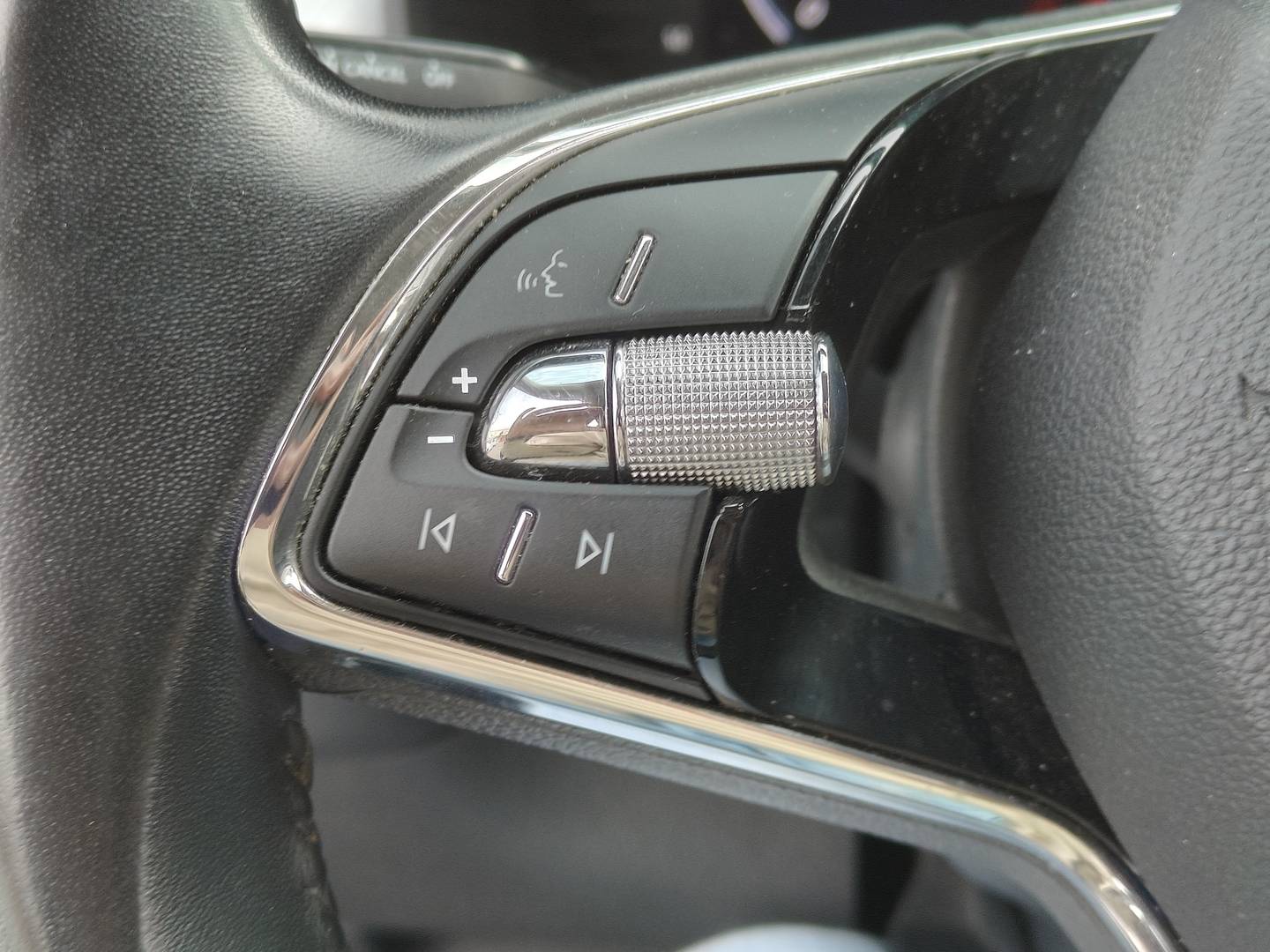 Foto Skoda Kodiaq Skoda Kodiaq 1.5 TSI Ambition 4x2 DSG  (150 CV)