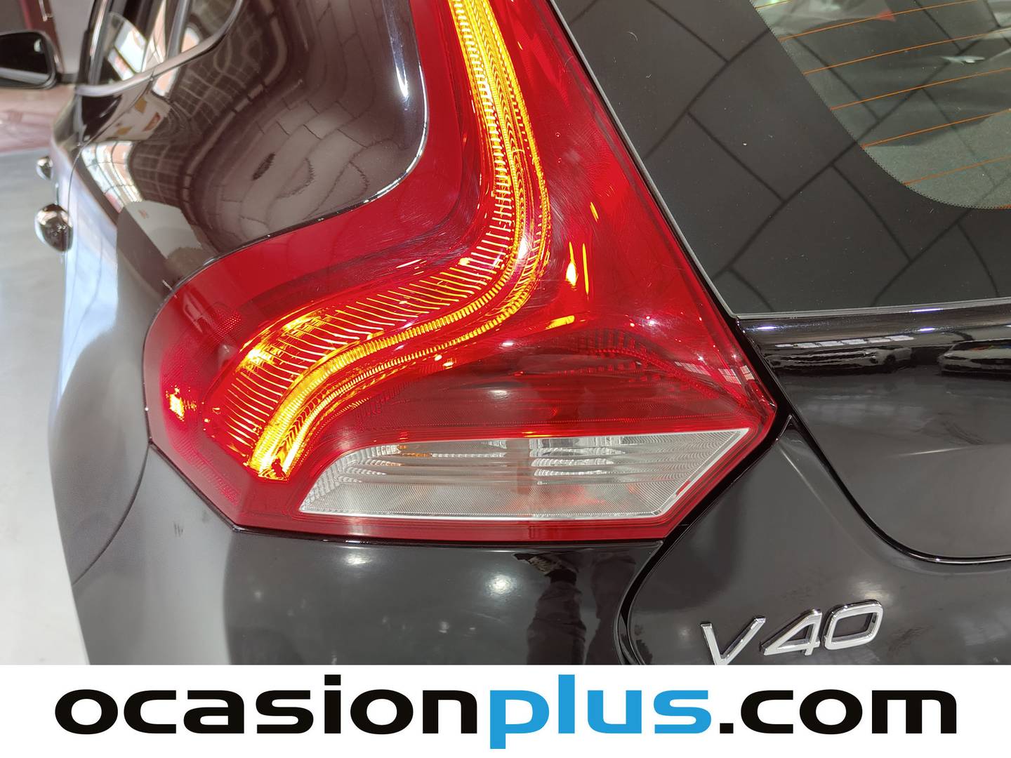 Foto Volvo V40 Volvo V40 D2 Momentum (120 CV)