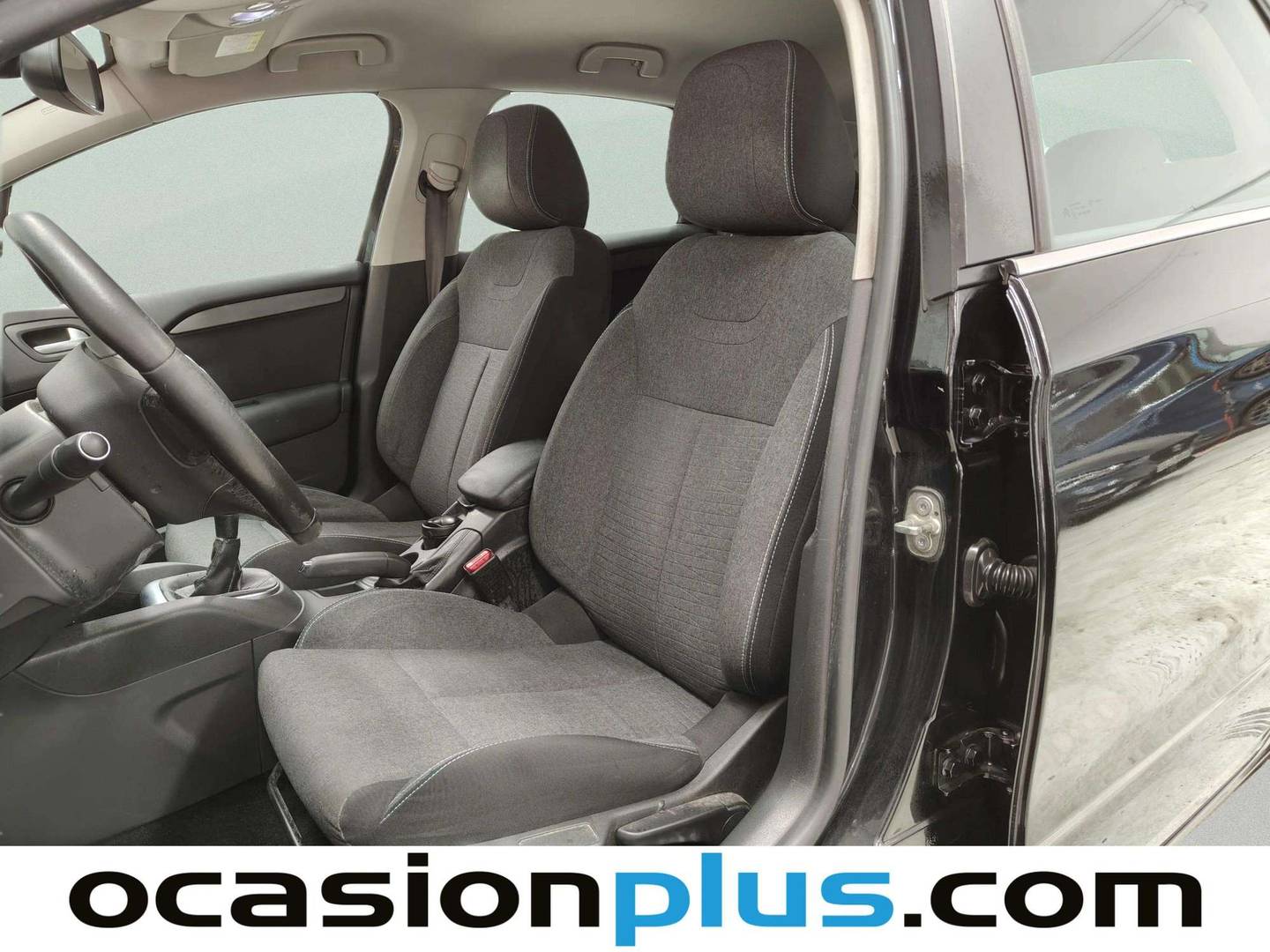 Foto asientos delanteros Citroën C4 Citroën C4 PureTech 110 Live Edition (110 CV)