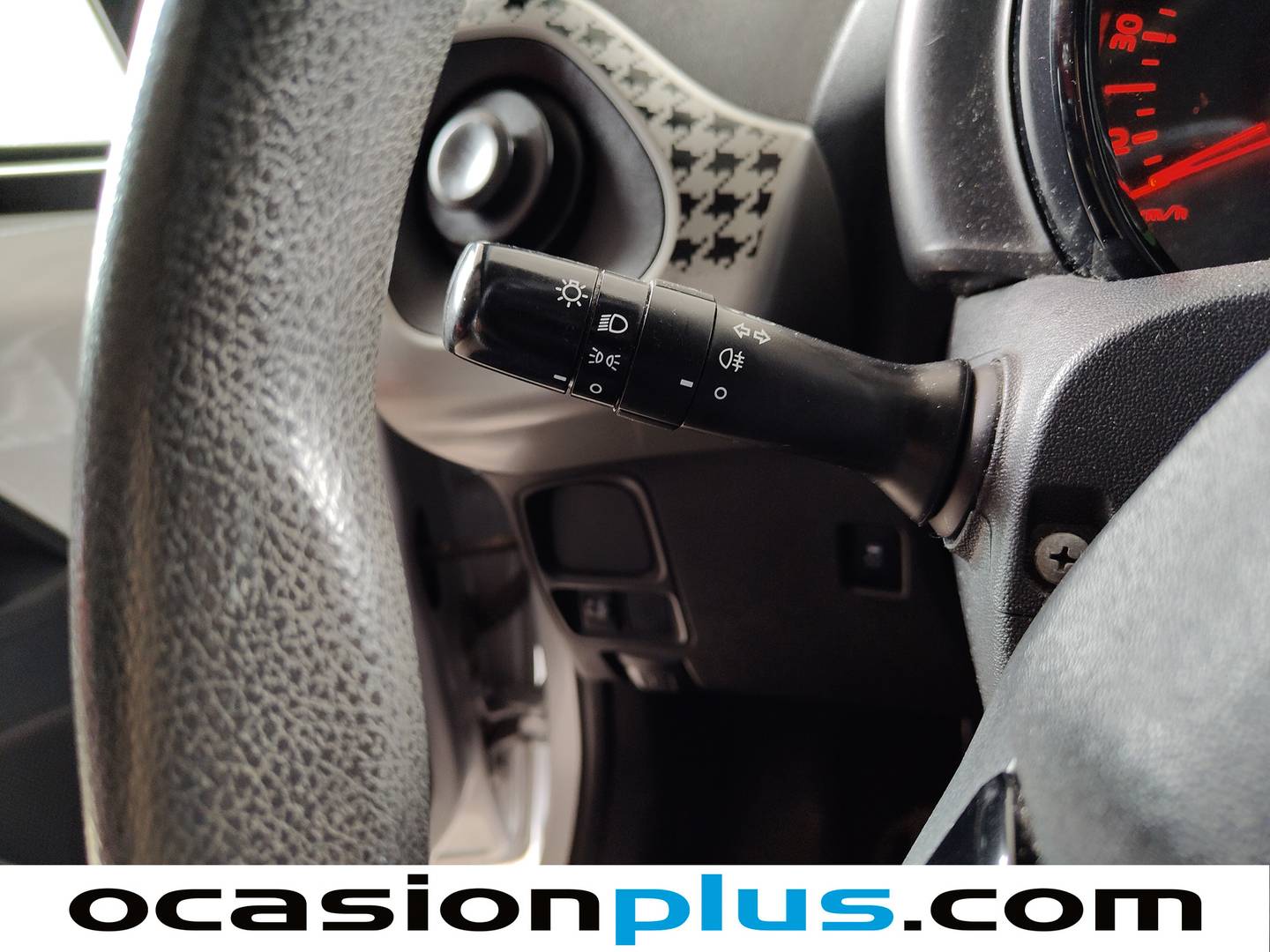 Peugeot 108 Peugeot 108 1.2 PureTech Active (82 CV) 82cv