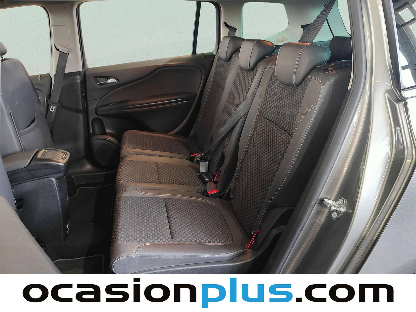 Foto asientos traseros Opel Zafira Opel Zafira 1.4 Turbo S&S Excellence Auto (140 CV) 7 Plazas