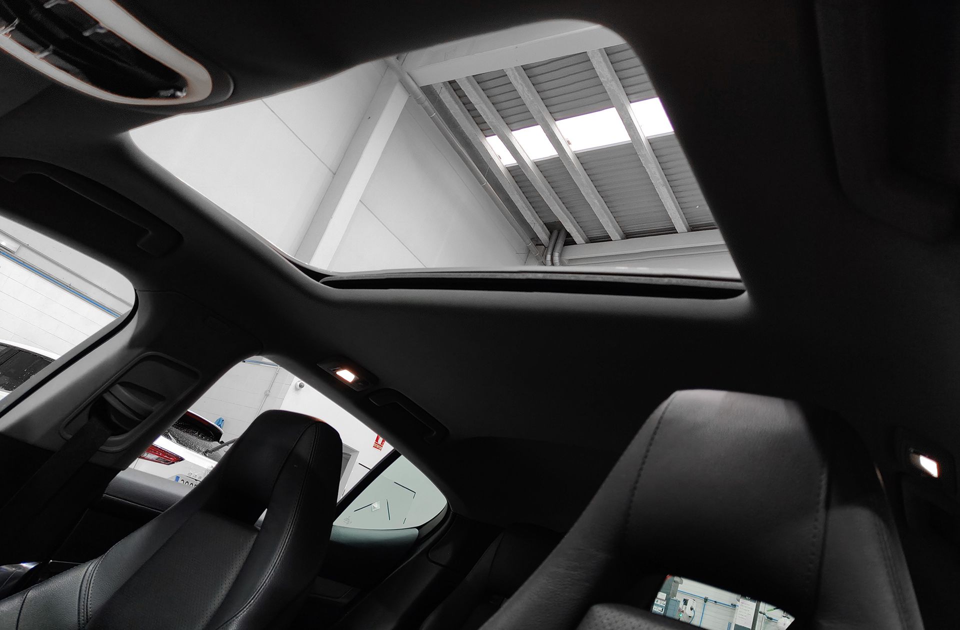 Porsche Panamera 3.0 TD - foto 6