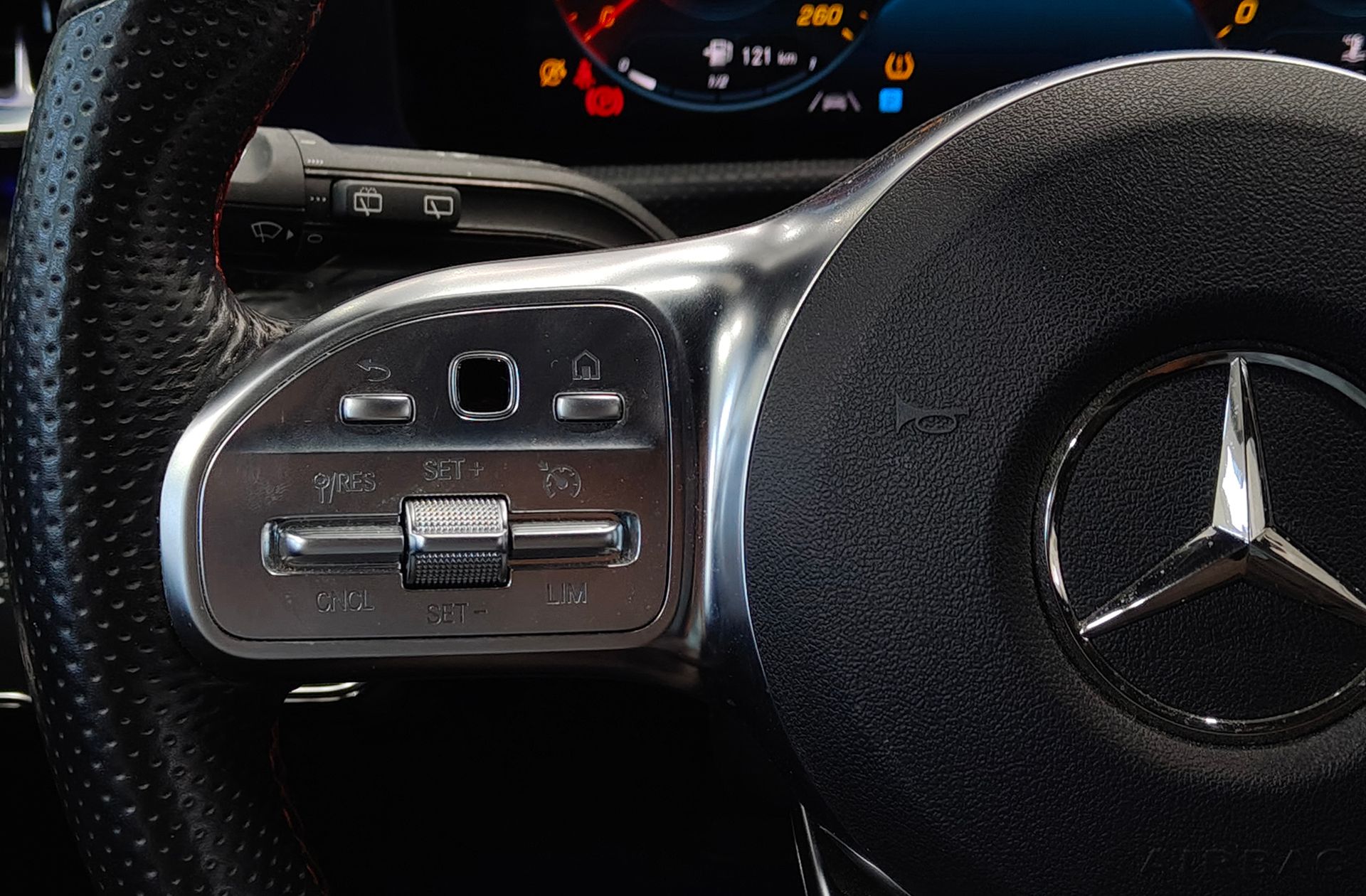 Mercedes-Benz Clase A 180 Pack AMG - foto 27