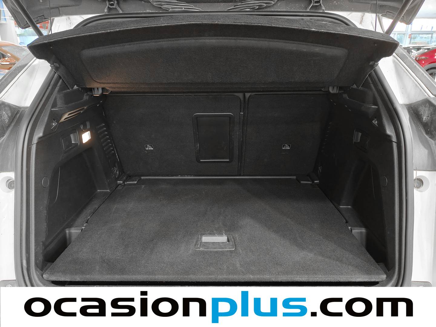 Foto Peugeot 3008 Peugeot 3008 PureTech 130 S&S Allure Pack (130 CV)