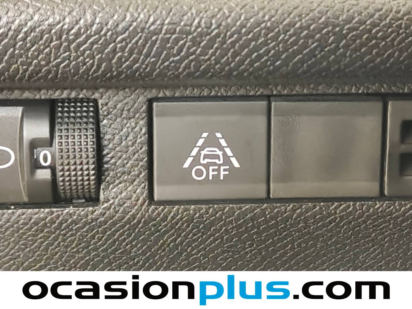 Equipamiento del Citroën C4 Citroën C4 PureTech 100 Live Pack (100 CV)