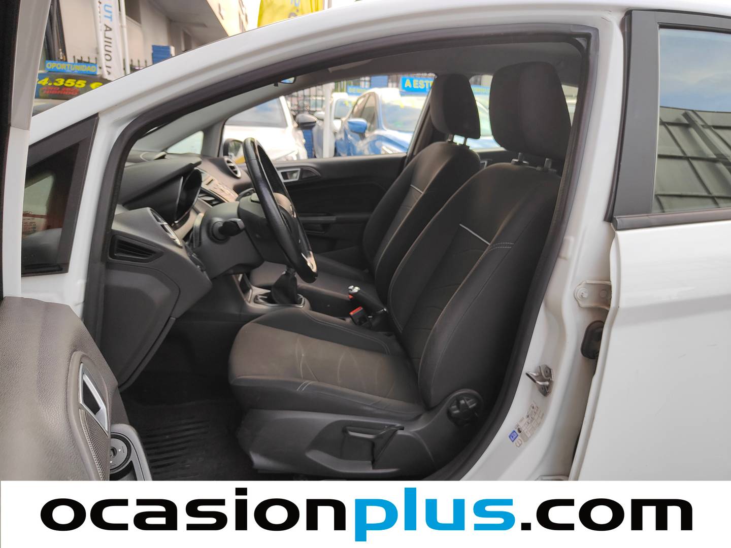 Foto asientos delanteros Ford Fiesta Ford Fiesta 1.5 TDCI Trend (75 CV)
