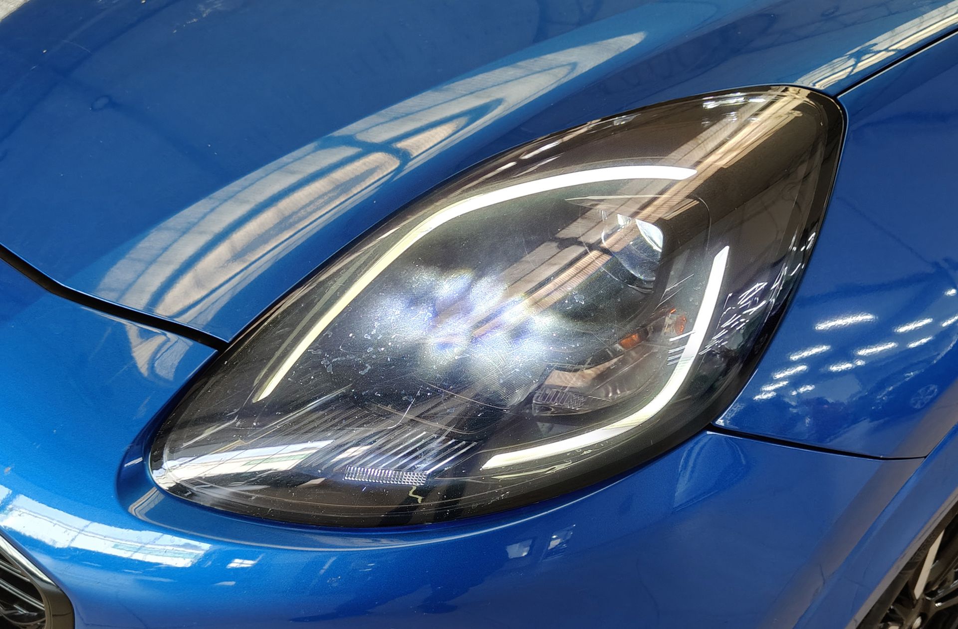 Ford Puma 1.0 EcoBoost MHEV ST-Line X - foto 14