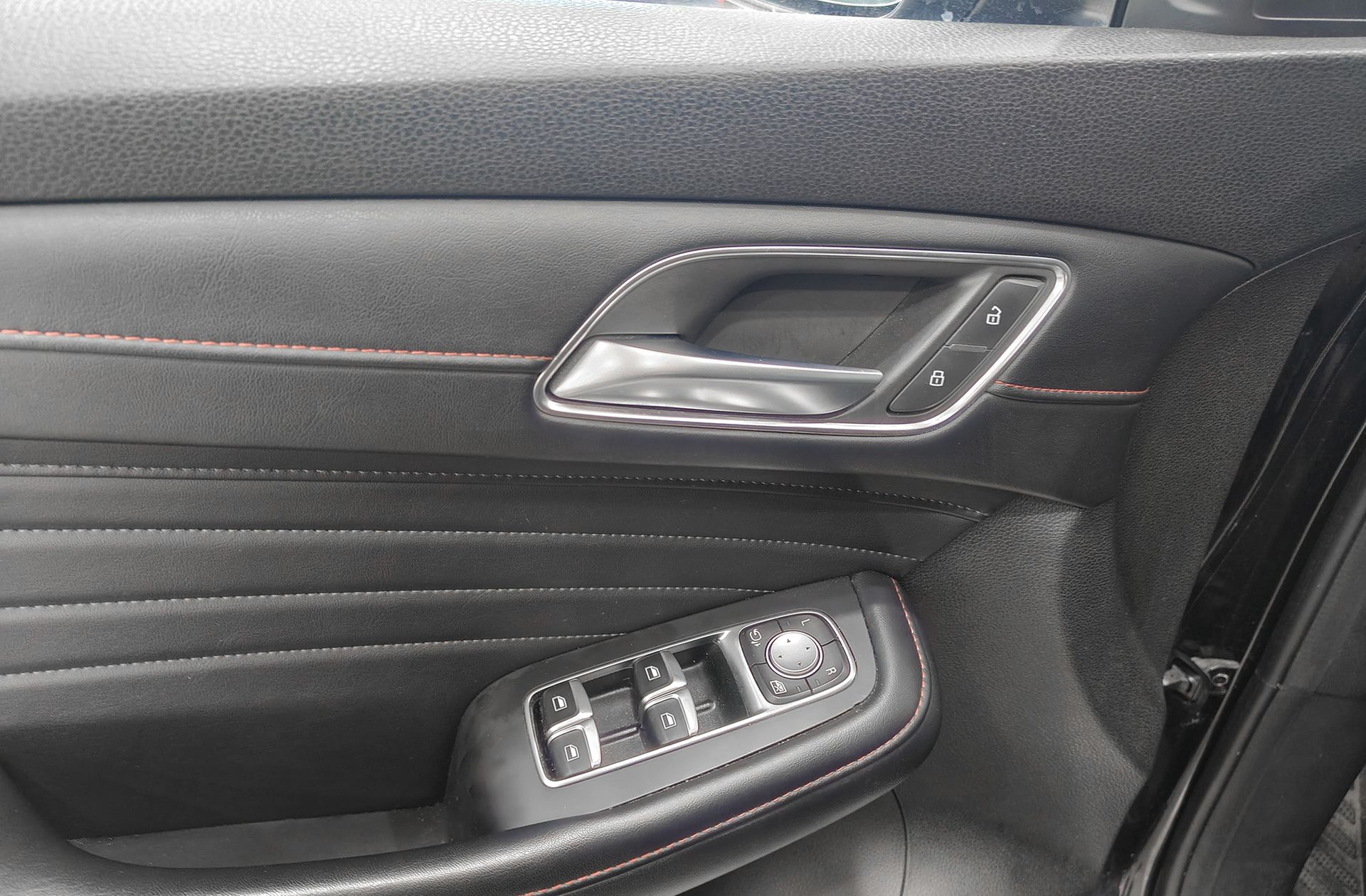 MG eHS 1.5T-GDI PHEV Luxury - foto 32