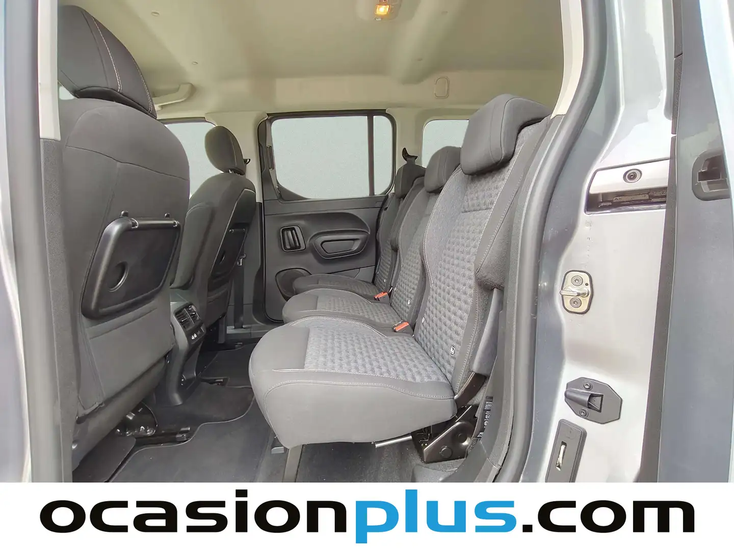 Foto Peugeot Rifter Peugeot Rifter BlueHDi 130 GT Long EAT8 (130 CV) 7 Plazas