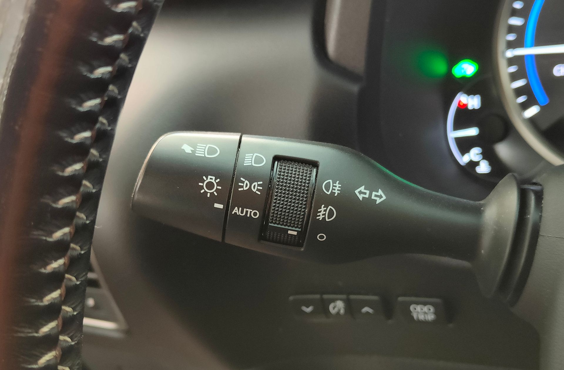 Lexus NX 300h Corporate 2WD - foto 24