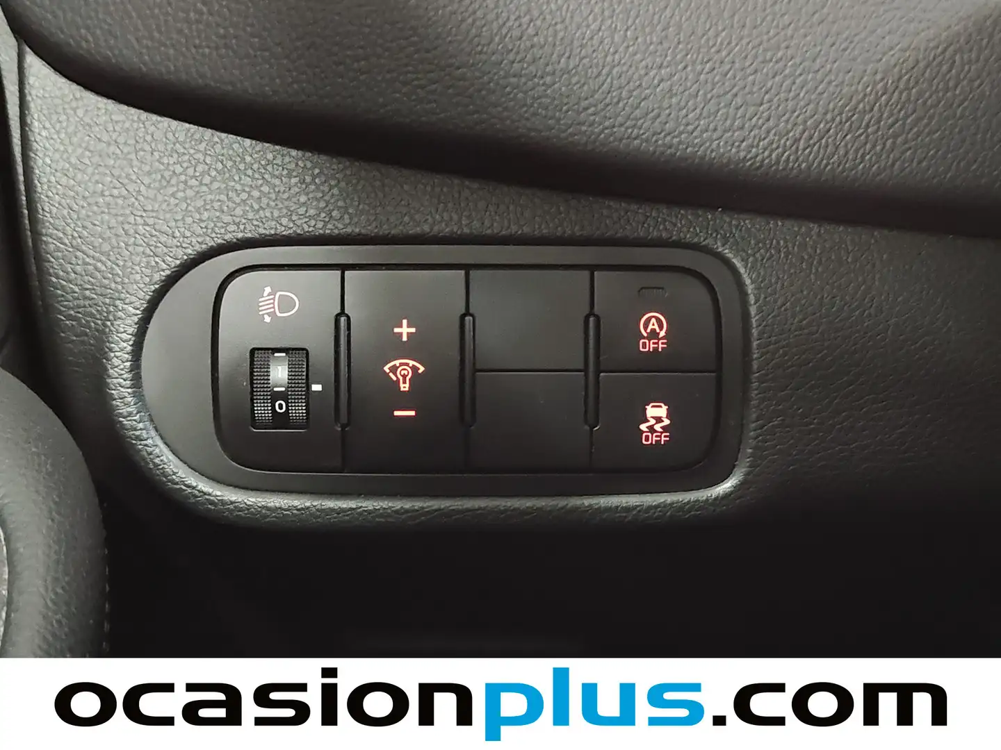 Foto KIA Carens Kia Carens 1.6 GDi UEFA Euro 2016 Eco-Dynamics (135 CV)