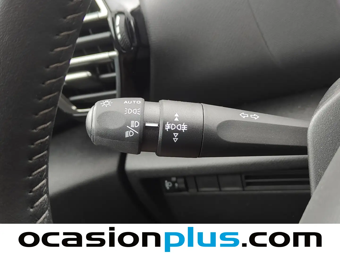 Foto Citroën C4 Citroen C4 PureTech 130 S&S Plus (131 CV)