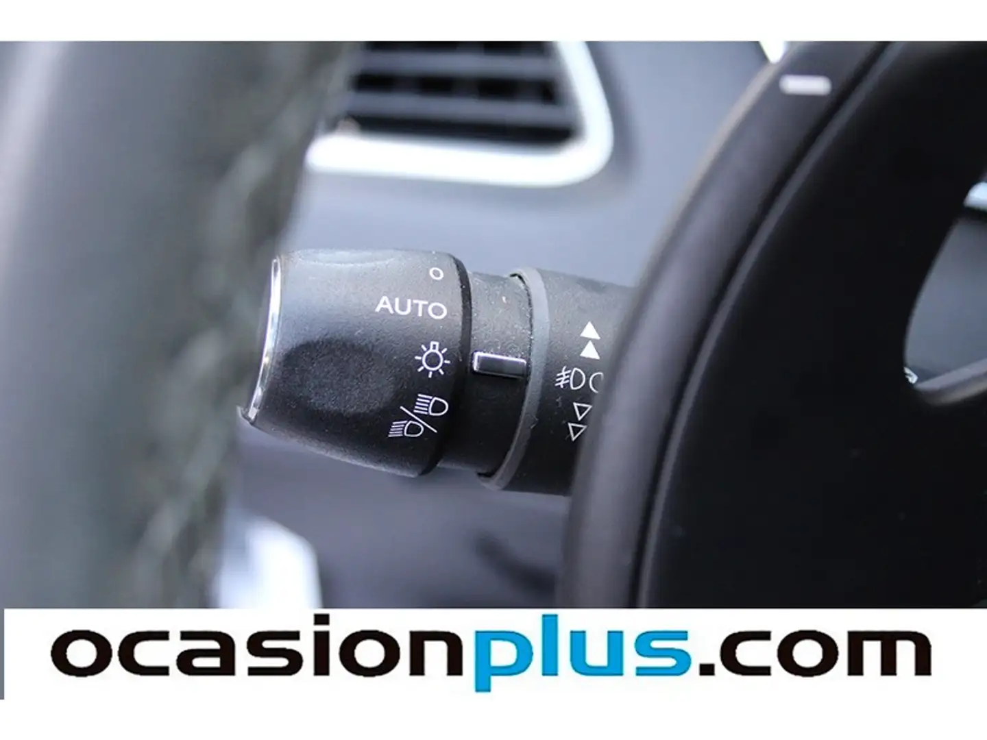 Encendido automático de faros