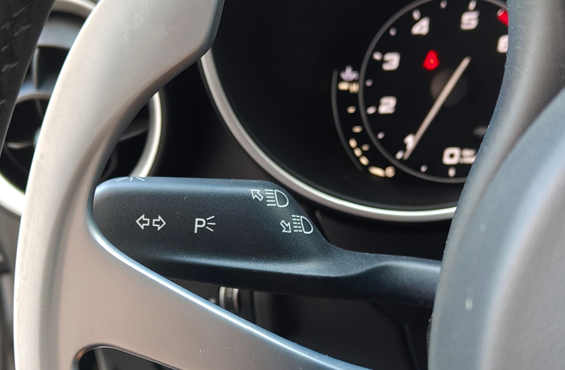 Alfa Romeo Stelvio 2.0 Gasolina Executive AWD - foto 29