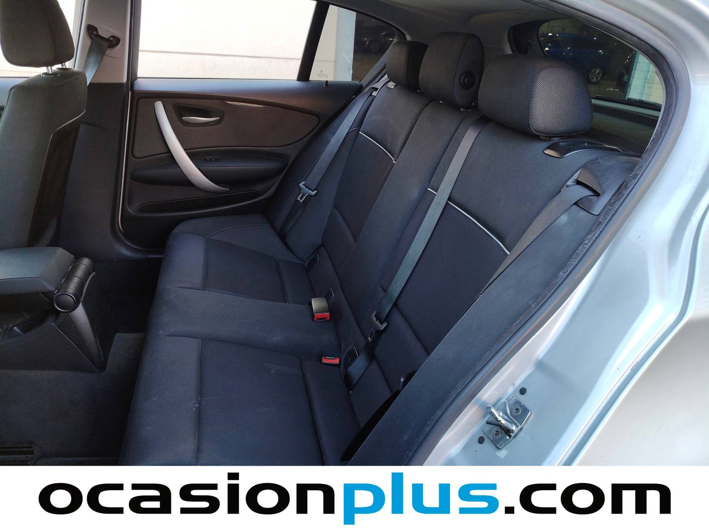 Foto asientos traseros BMW Serie 1 BMW Serie 1 120i (170 CV)