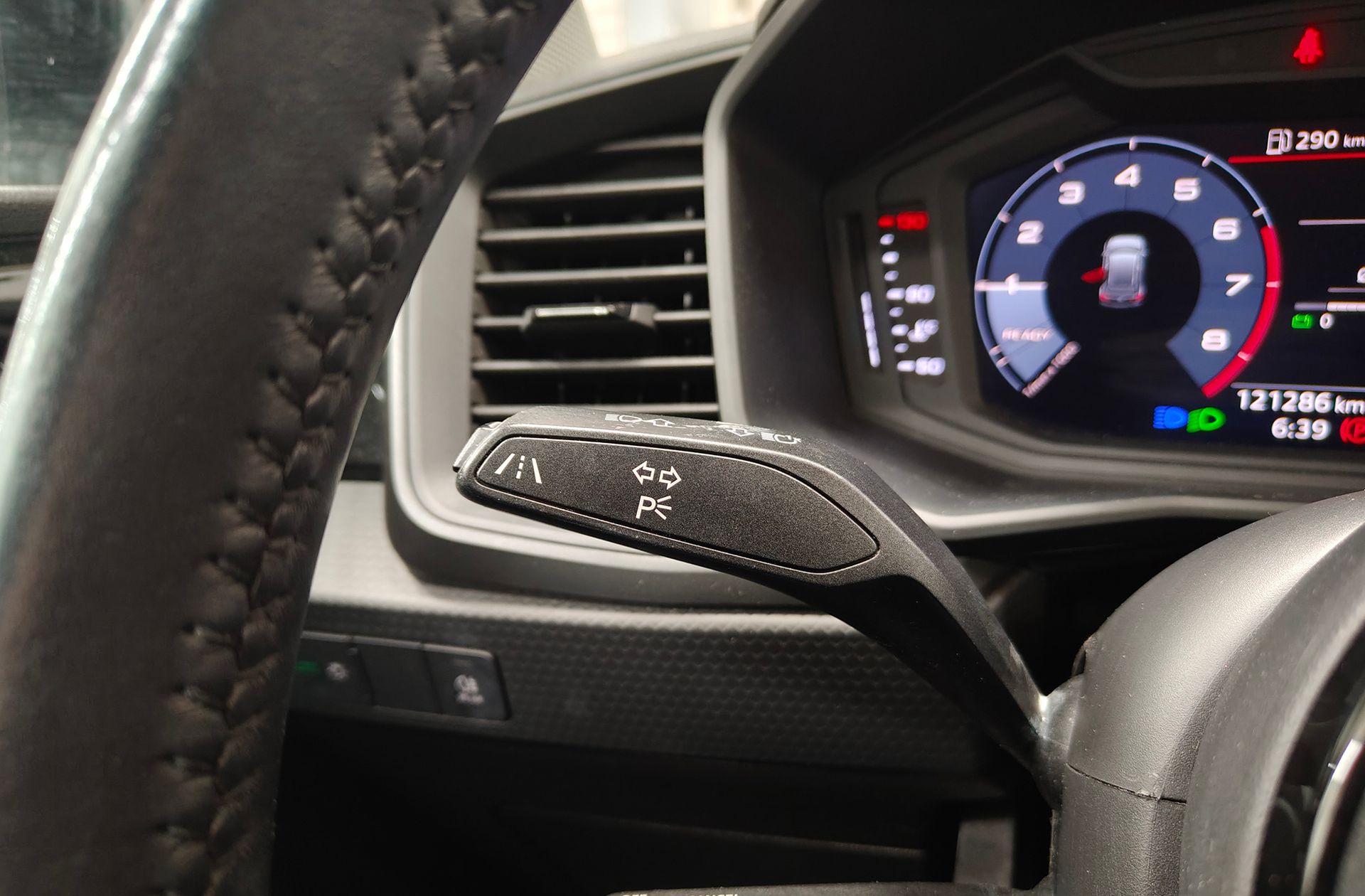 Audi A1 Sportback Advanced 25 TFSI - foto 22